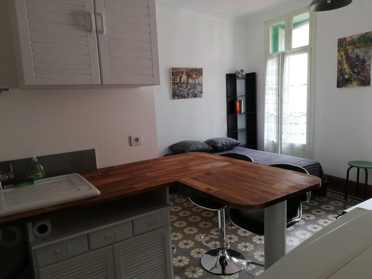 Studio Tout Confort Dans Le Centre Historique Appartement Prats-de-Mollo-la-Preste Buitenkant foto